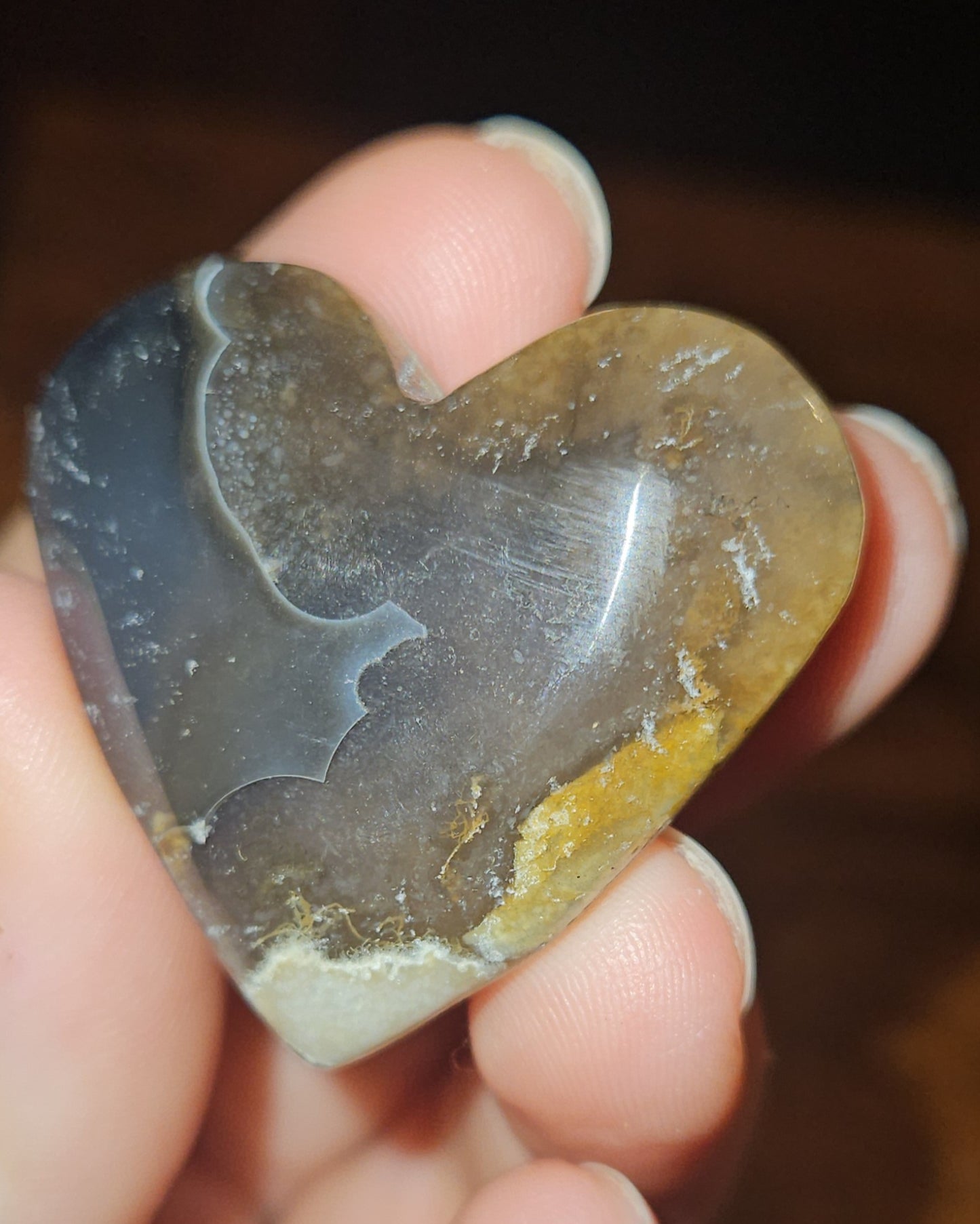Volcano Agate Heart (UV Reactive)