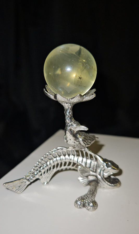 Lotus Raven Bone Fish Stand